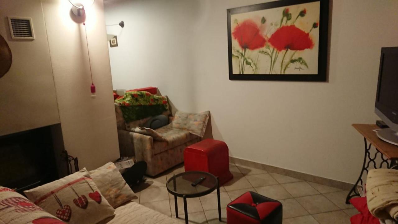 泰廖Casa Delle Rose别墅 外观 照片