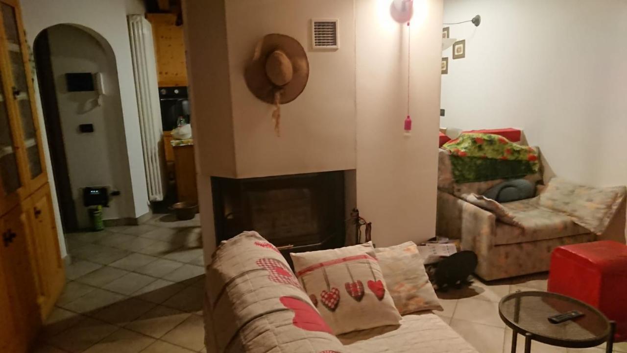 泰廖Casa Delle Rose别墅 外观 照片